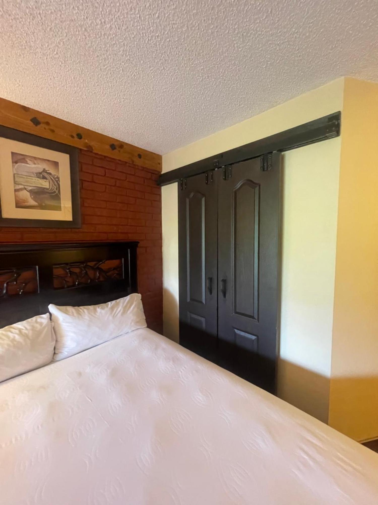 Family Friendly Suite! Arcadegame Inside River Ranch Екстер'єр фото